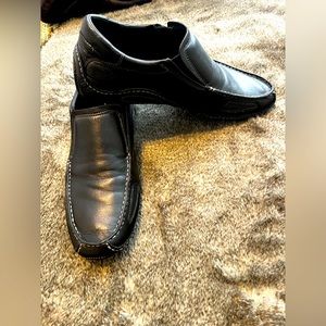 Men’s Black leather dress shoes size 9